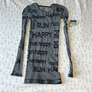 Brooks Equilibrium Base long Sleeve